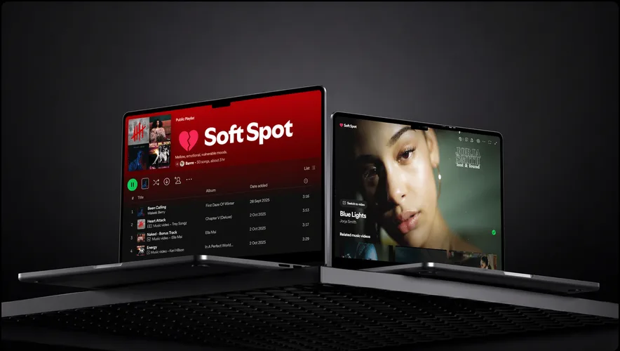 Press Play on a laptop and a monitor